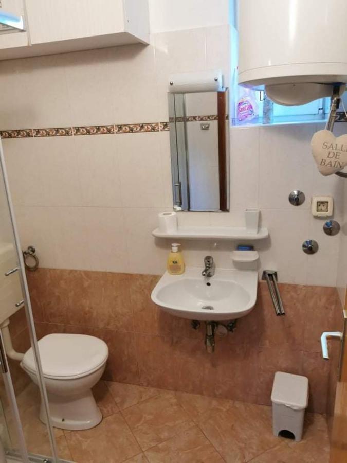 Appartamento App Carla Novigrad Istria Esterno foto